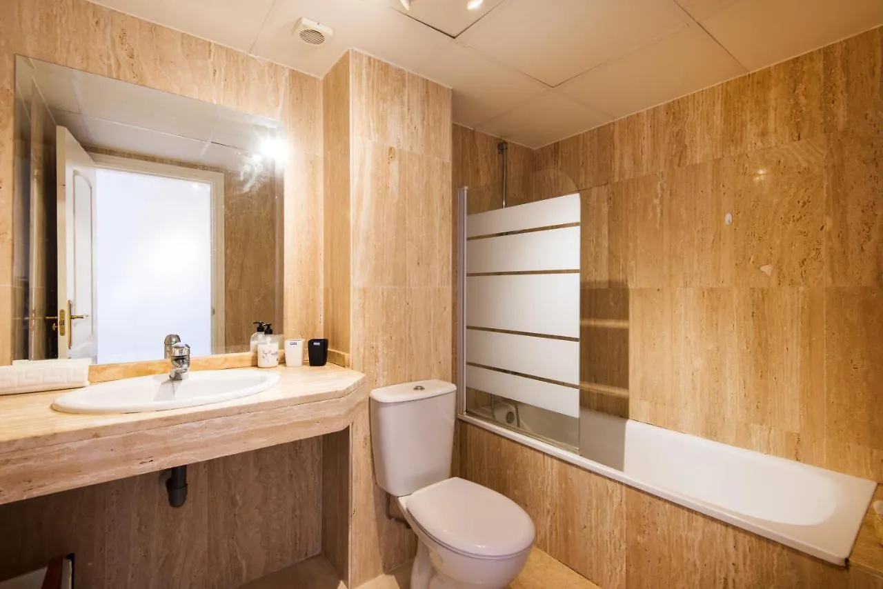 Rentandhomes Marbella Golf Elviria Apartamento